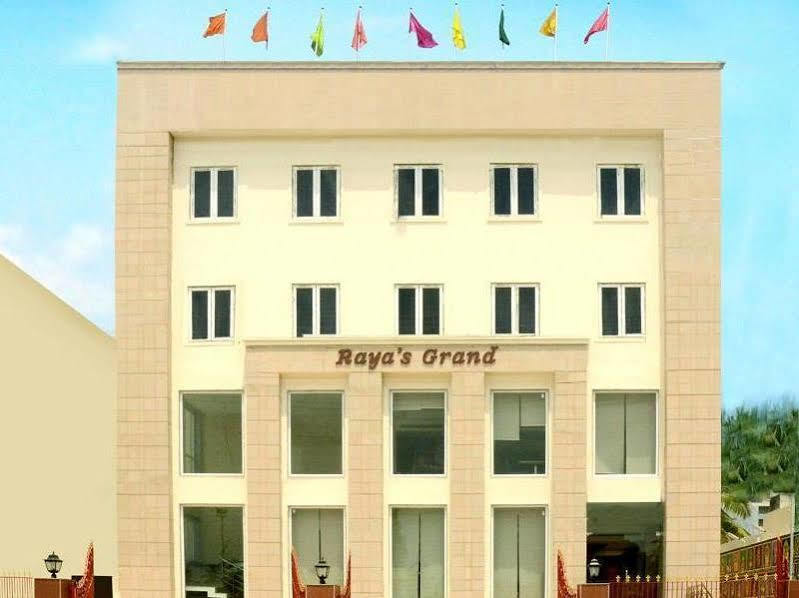 Raya'S Grand Kumbakonam Exterior foto